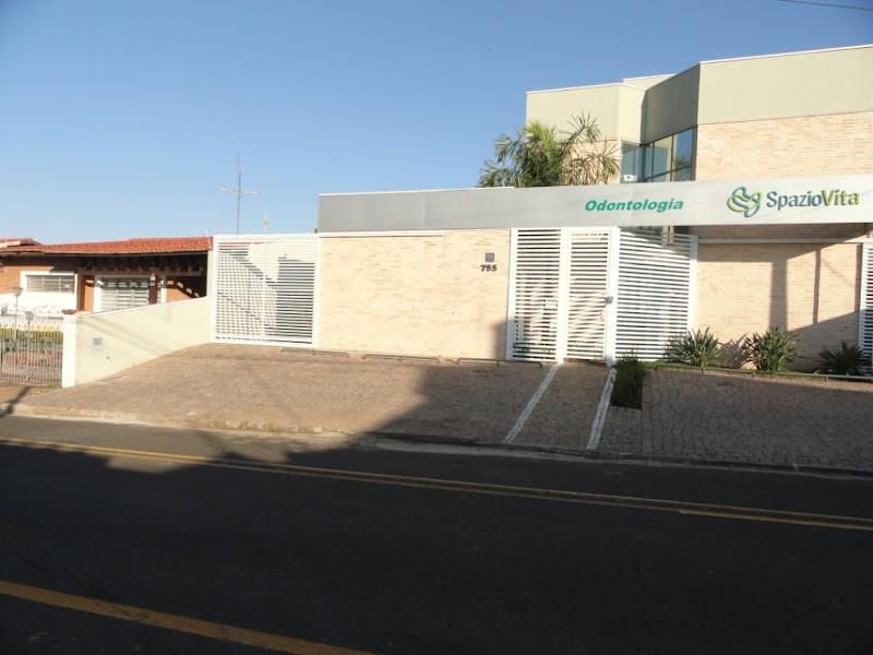 Dra. Laryssa Damasceno | Dentista Estética e Harmonização Facial - Campinas - foto 2