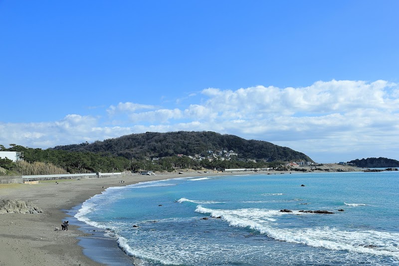 Hayama Isshiki Beach