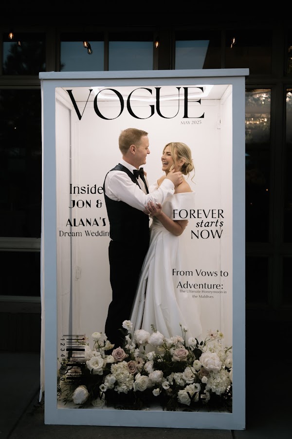 What Snappin? Photo Booth — featured vendor