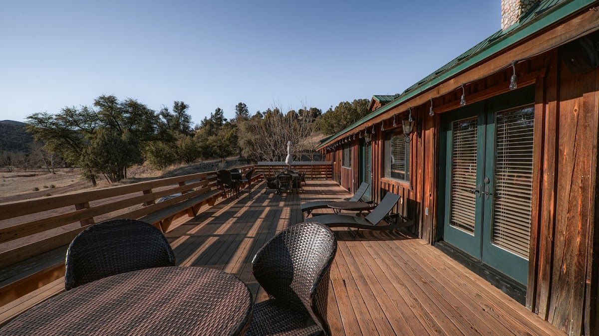 Cherry Creek Lodge