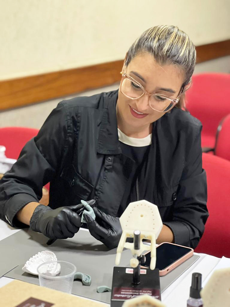 Clínica Odontológica Dra. Michele Pombo