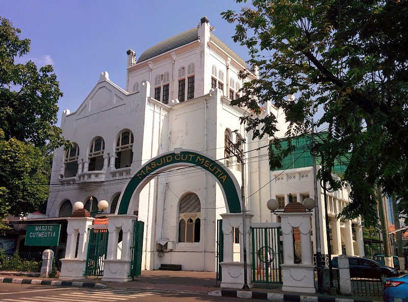 Masjid Cut Meutia photo 1