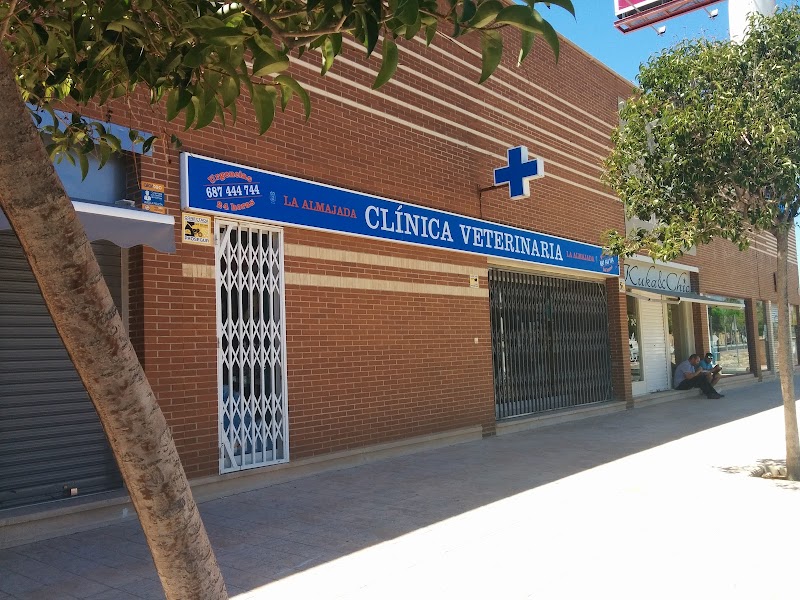 Clínica Veterinaria La Almajada