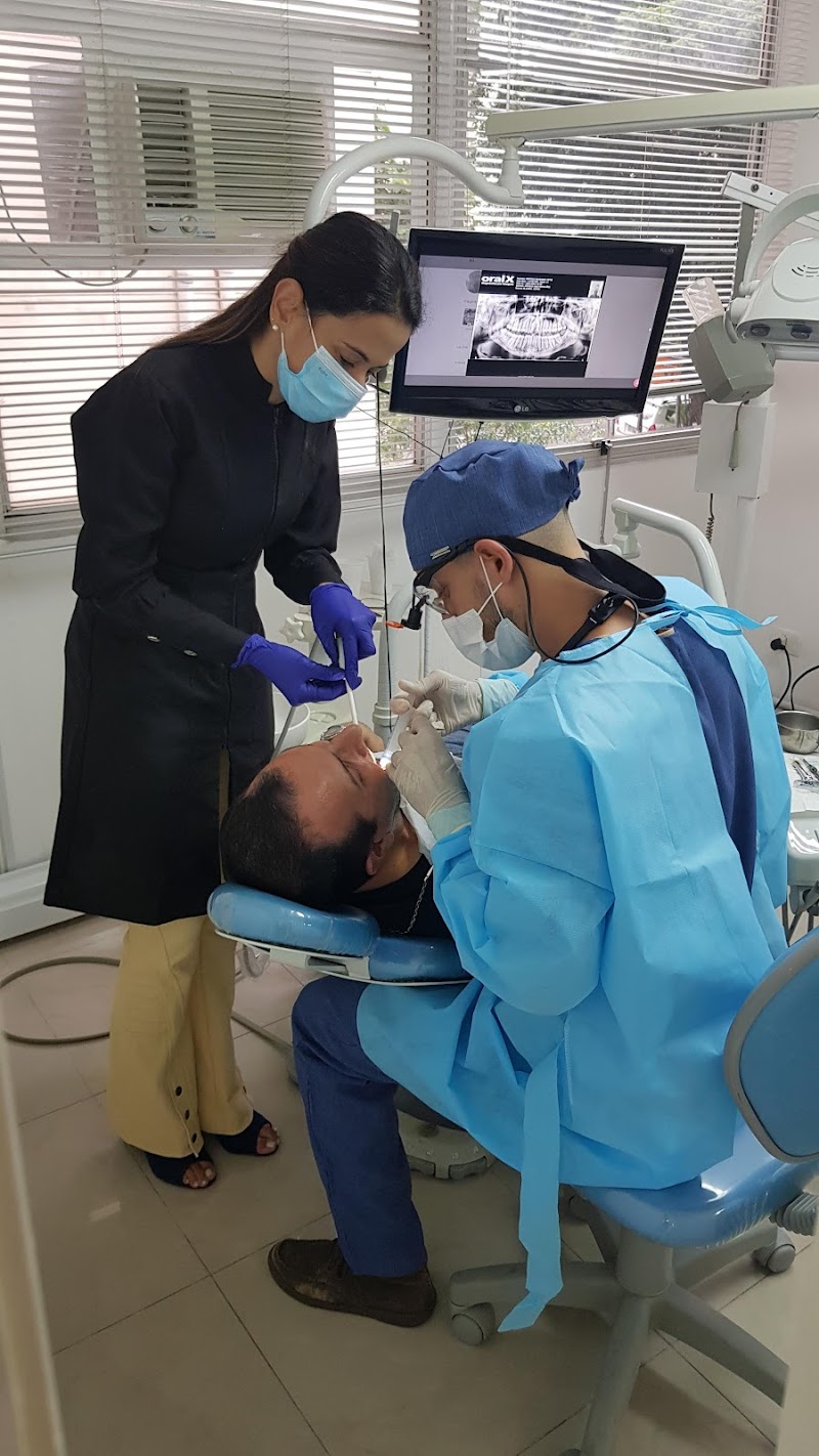 Dra. Andreza Dias - foto 2