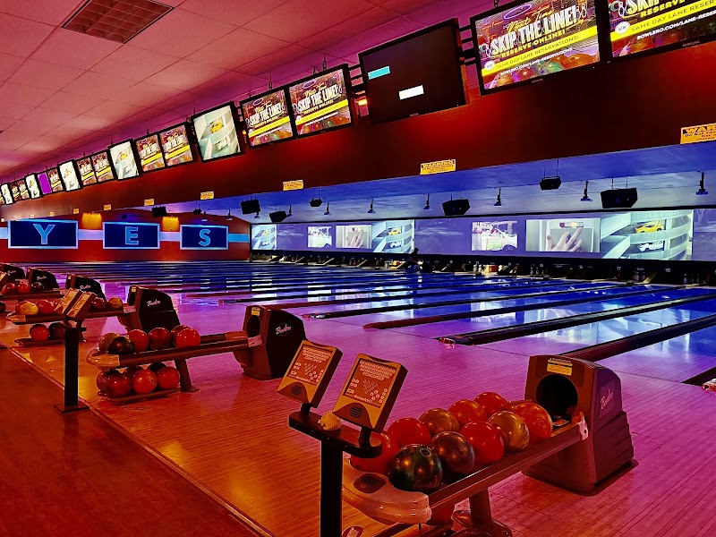 Bowlero Niles — Bowling Alley in Niles