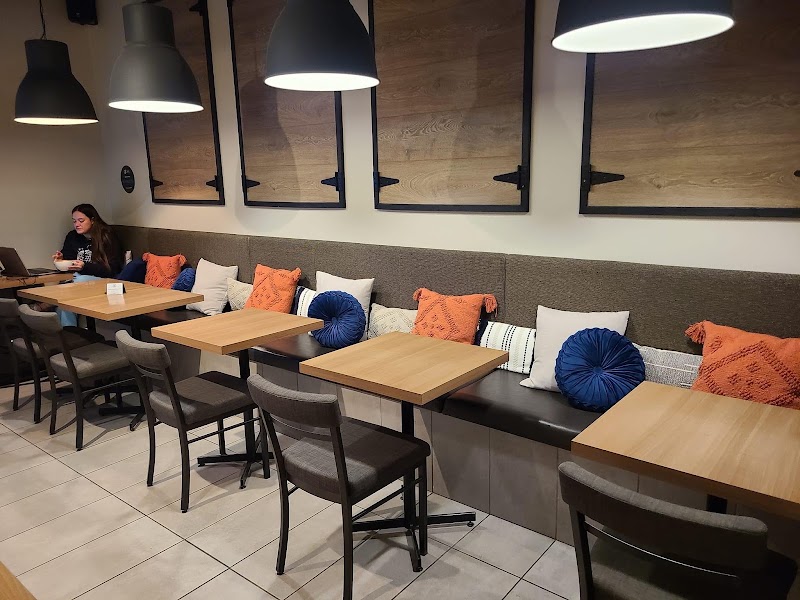 ES Café Lauzon photo 1