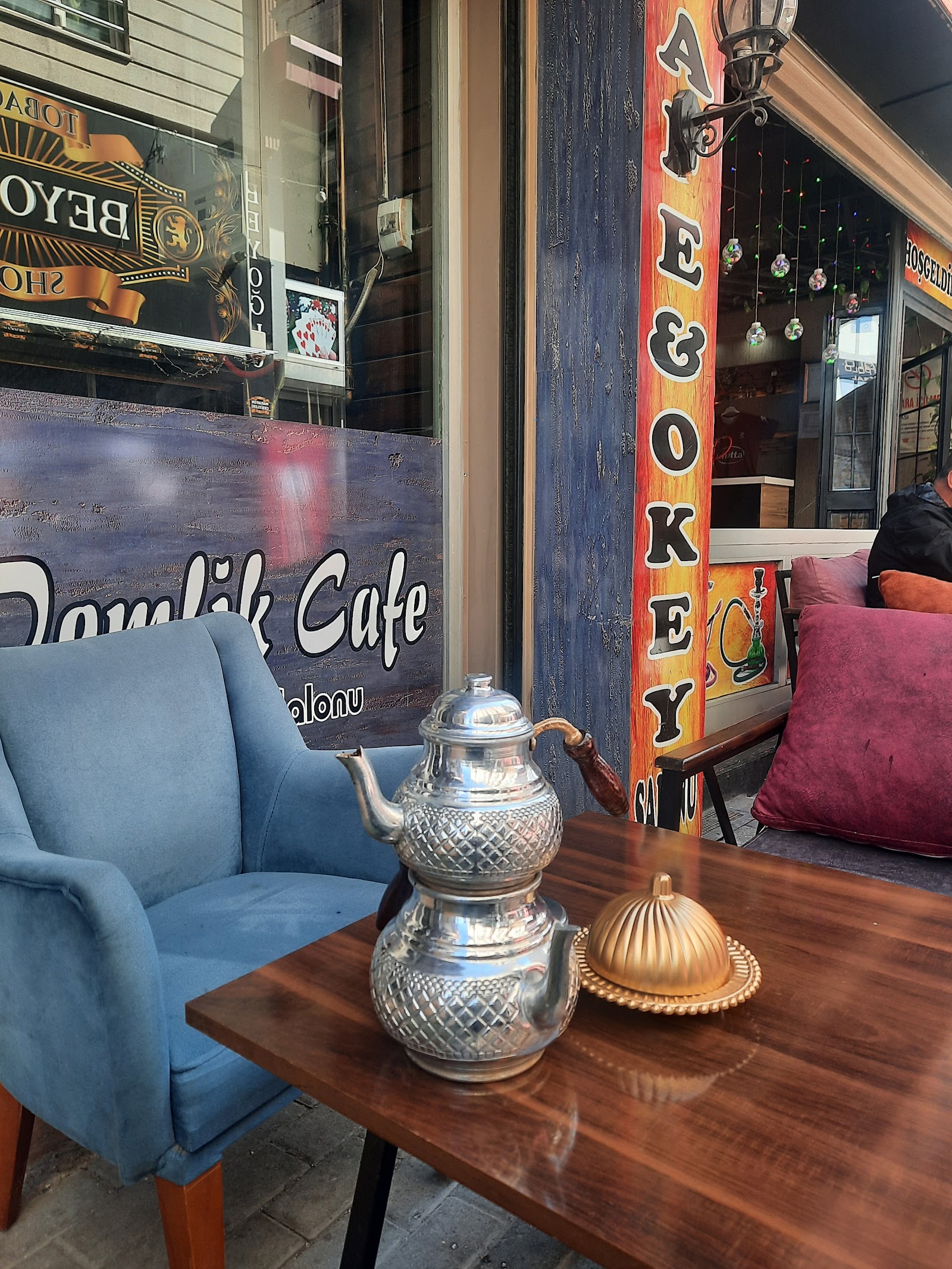 Motto Coffe & Bar mekanı