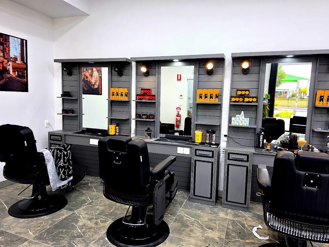 Cool barber Allura village photo 1
