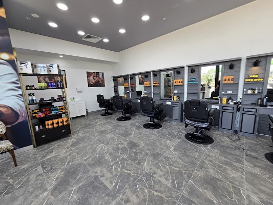 Cool barber Allura village photo 2