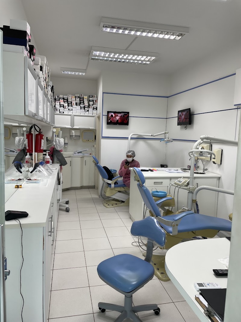 Arte Sorriso | Aparelhos ortodônticos | Alinhadores invisíveis | Dentista em Florianópolis