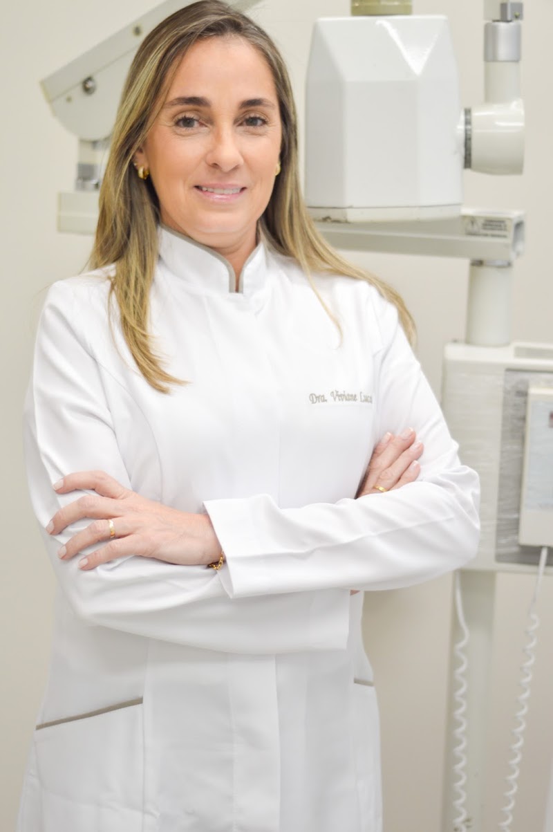 Dra. Viviane Lucas - Cirurgiã Dentista, Endodontia, Botox, Harmonização Facial, Clareamento Dental - Barra da Tijuca - foto 5