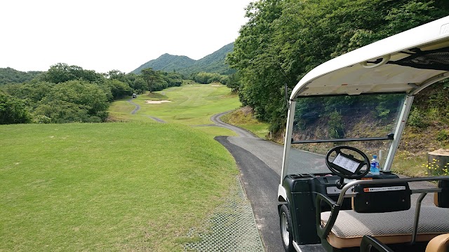 Yamaguchi Rainbow Hills Sensuihara Golf Club - Photo 8