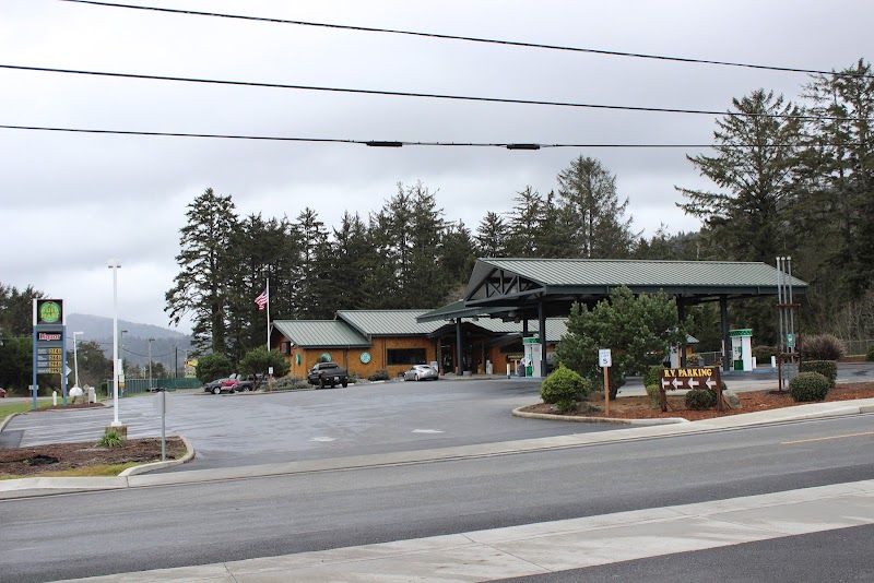 Lucky 7 Fuel Mart photo 2