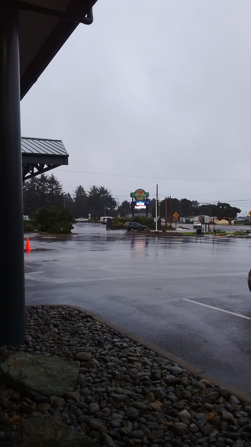 Lucky 7 Fuel Mart photo 4