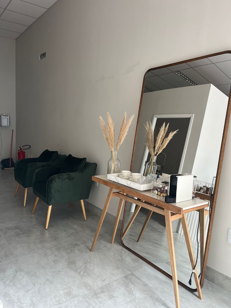 Dentista Pâmela Nóbrega - Odontologia em Ribeirão Preto SP I Reabilitação Oral I Prótese Dentária e Implante Dentário - foto 4