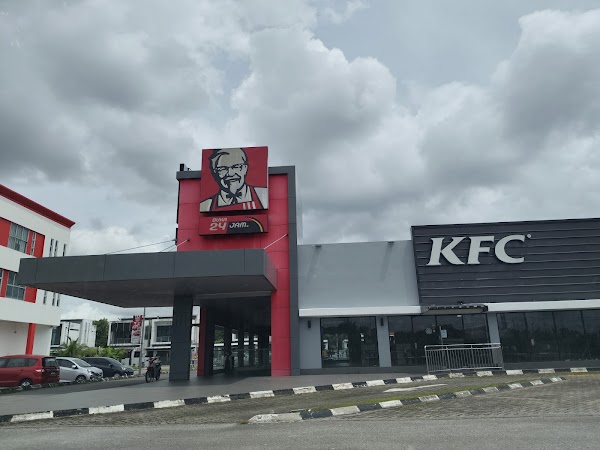 KFC Kota Samarahan Drive Thru - Photo 1