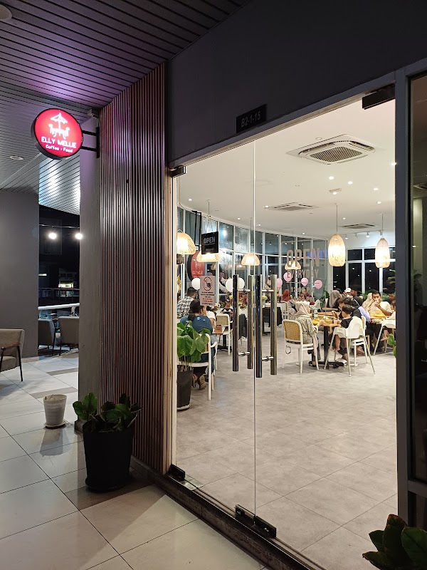 Elly Mellie Cafe - Photo 1