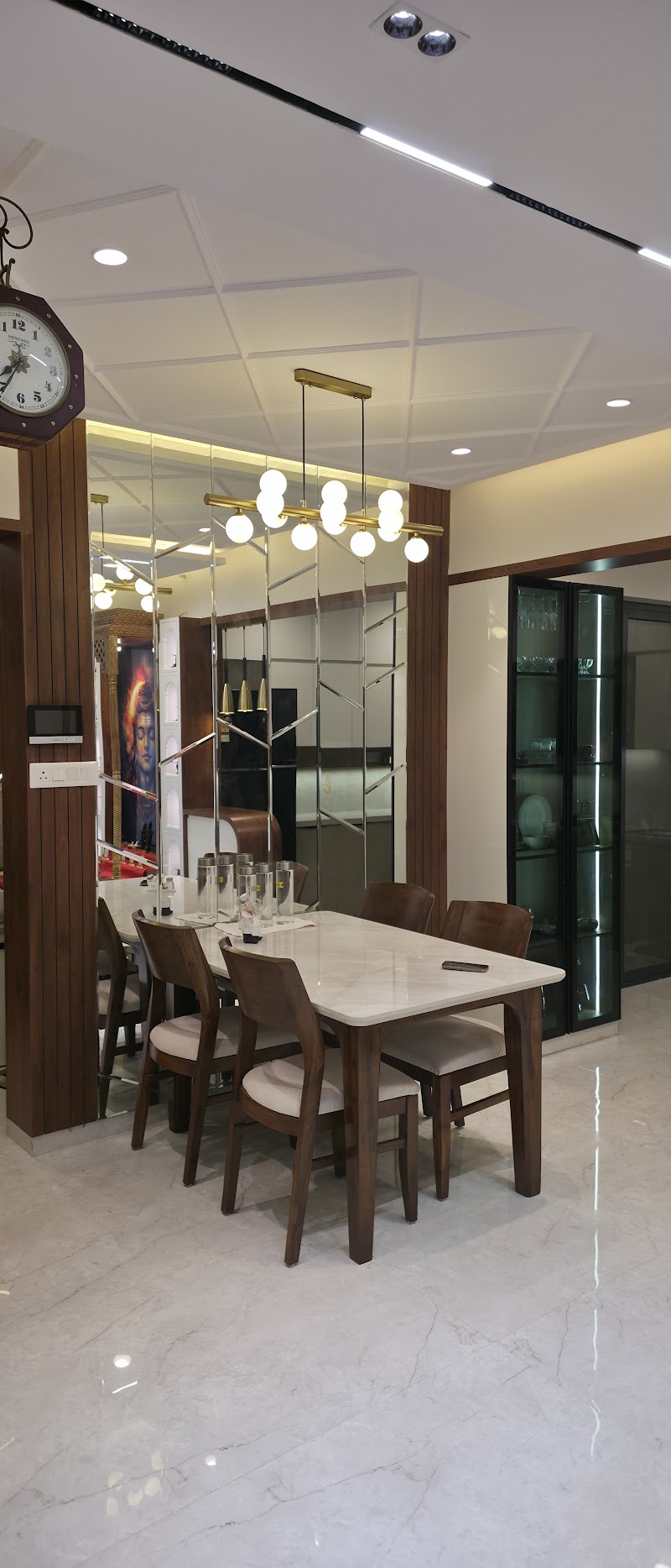 About Woodpecker Furniture