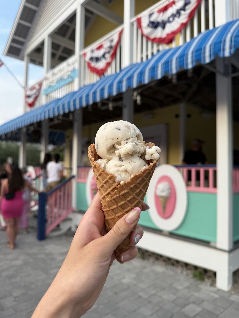 Blue Mountain Beach Creamery photo 4