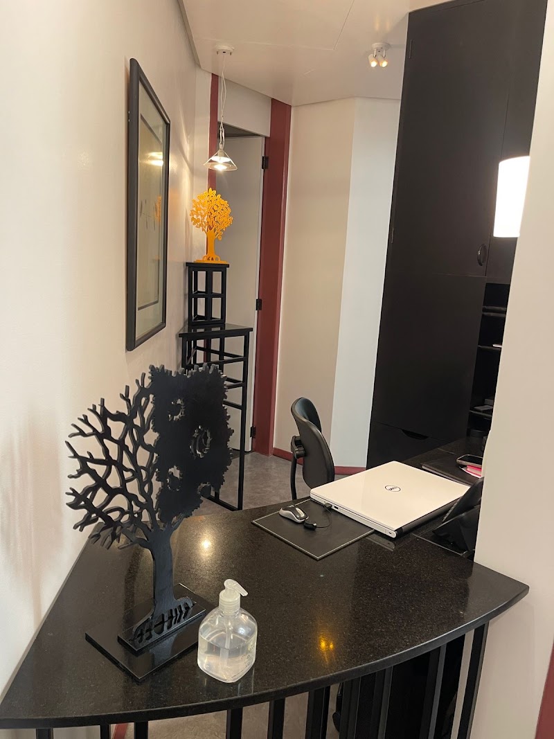 Dra. Mariana Magalhães - Cirurgiã Dentista - foto 3