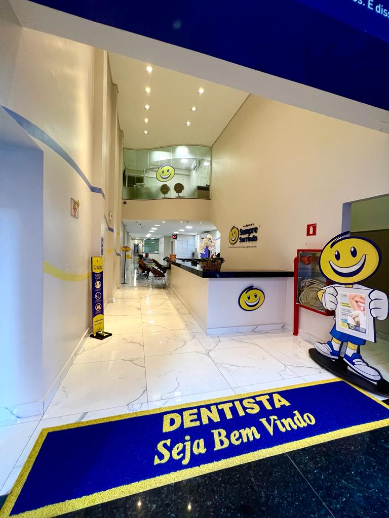 Sempre Sorrindo Implantes Dentários