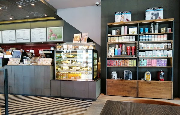 The Coffee Bean & Tea Leaf - Photo 1