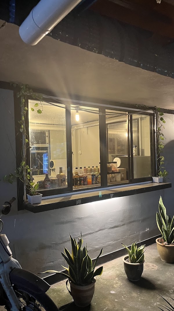 Kampung Cafe - Photo 1