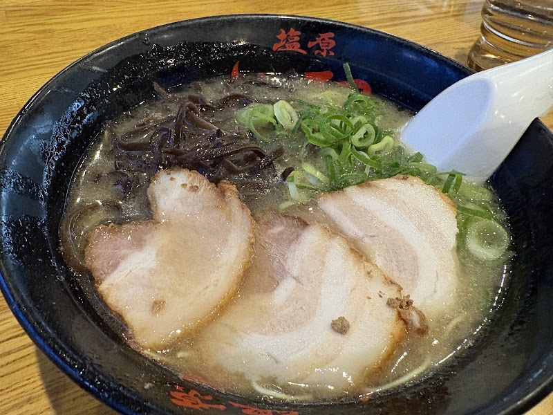 博多らーめん 塩原いってつ本店 写真3