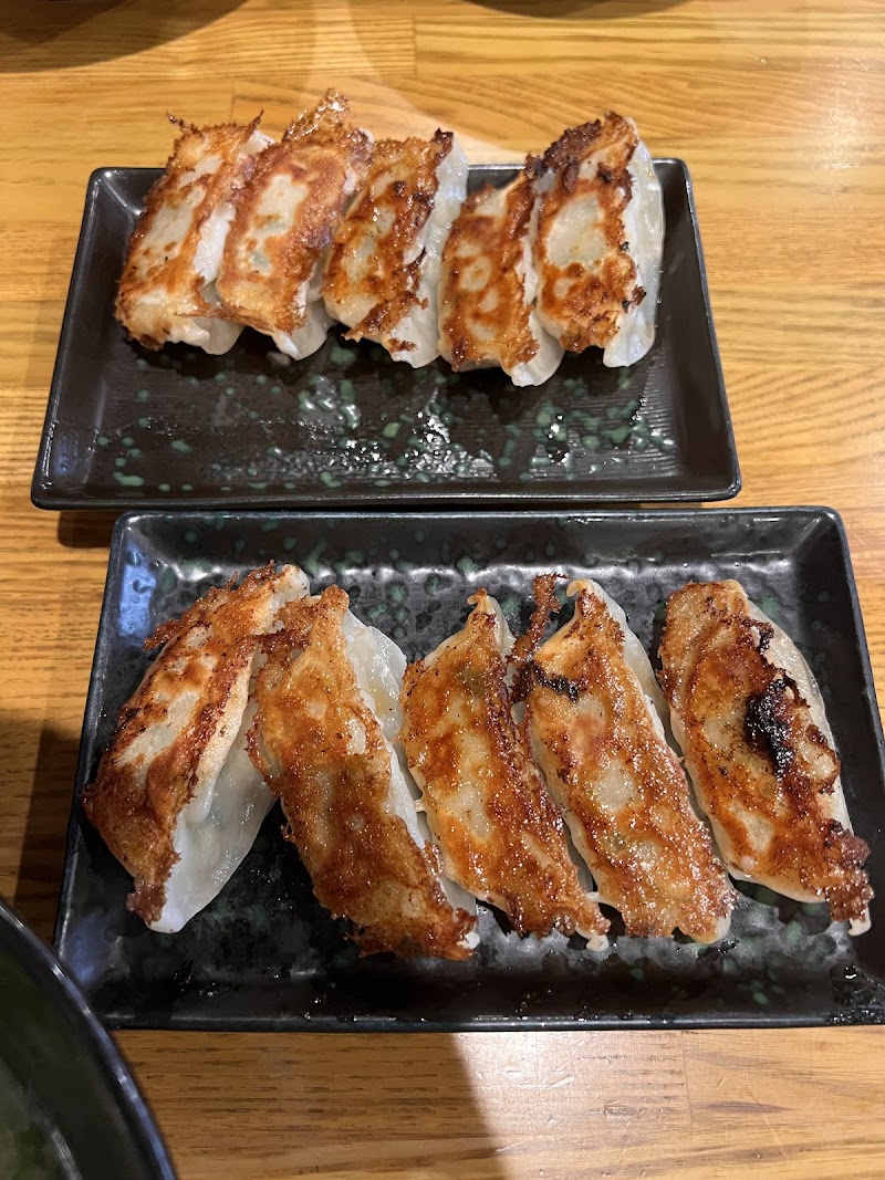 博多らーめん 塩原いってつ本店 写真2