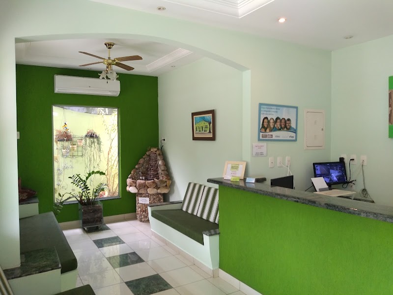 Dr. Newton Rodrigues Ribeiro Júnior e Dr. Newton Rodrigues Ribeiro Neto - Odontologia Ribeiro - foto 5