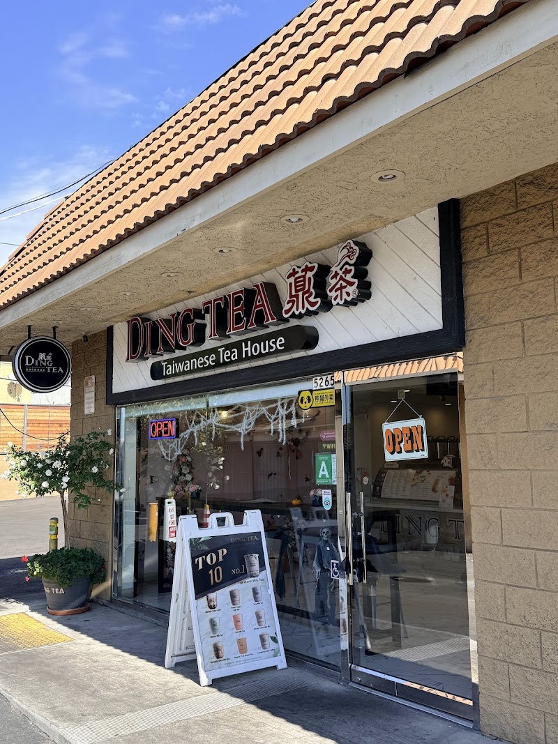 Ding Tea Hollywood