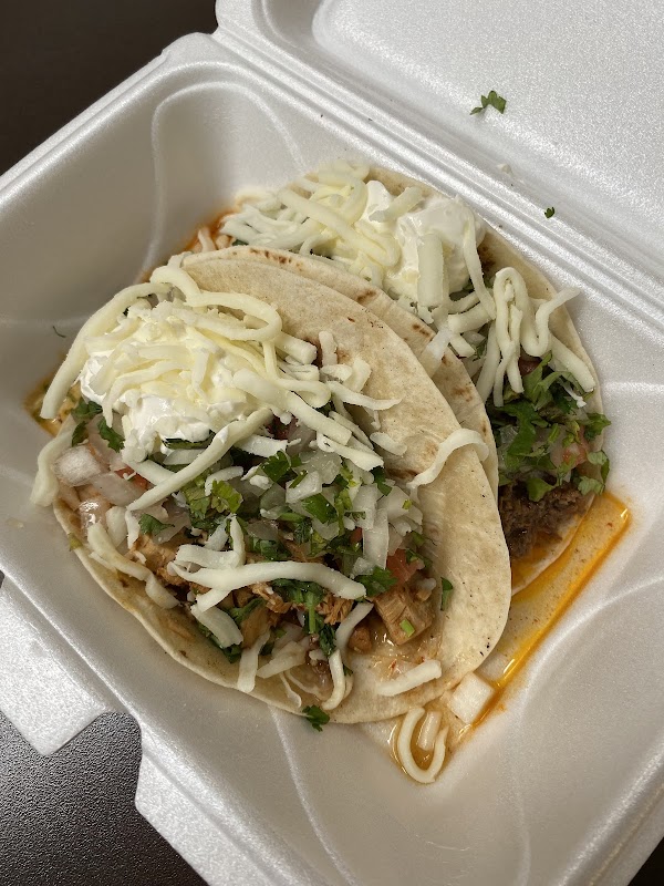 LAS MARIA'S exterior