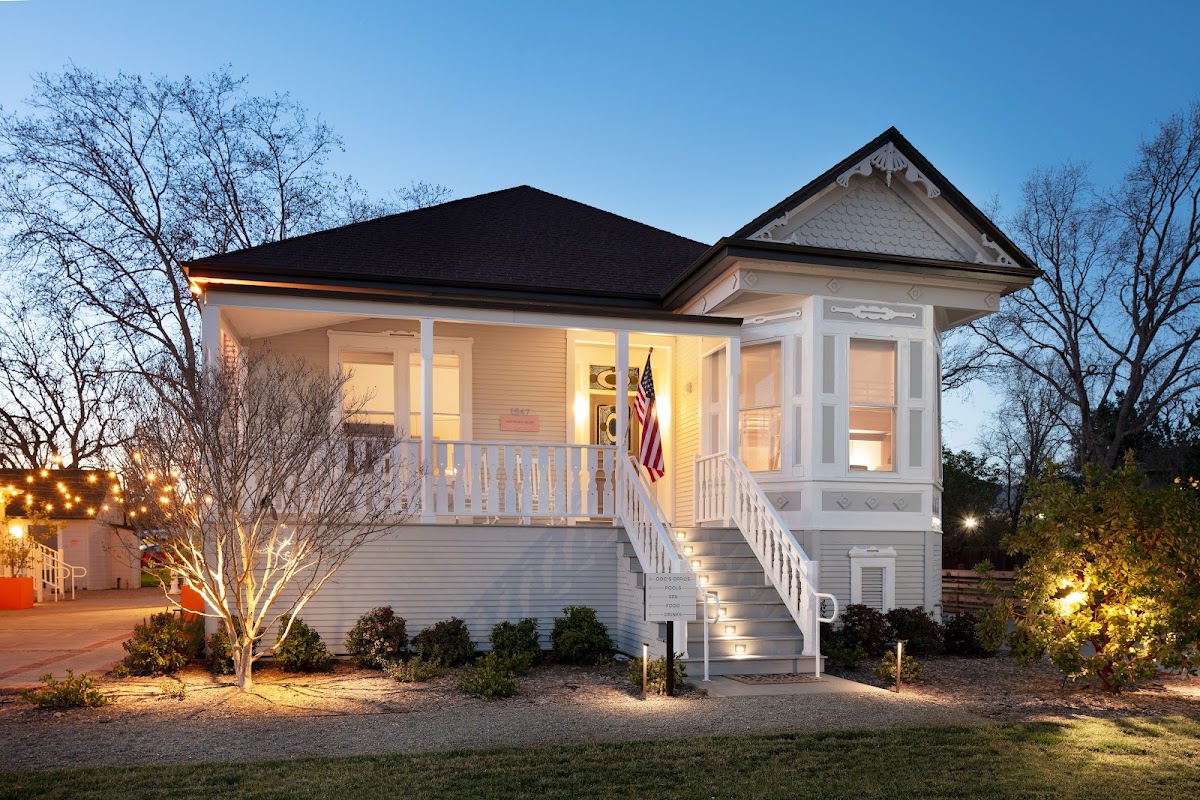 Dr. Wilkinson's Backyard Resort and Mineral Springs, dog-friendly hotel in Napa Valley