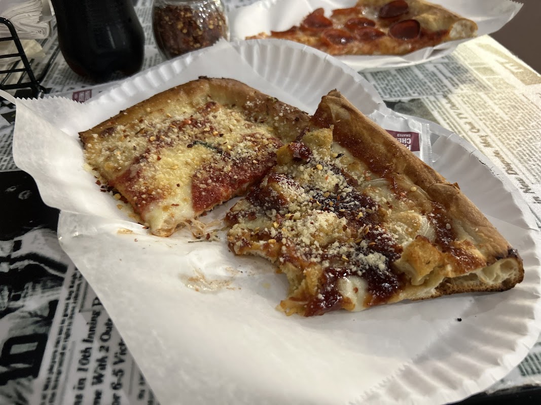 Pizza a Modo Mio (New York Pizzeria) photo 4