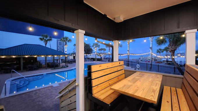 The Deckhand Social in panama-city