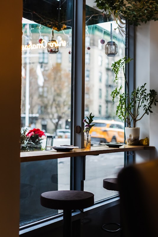 Sushi Tokoro (formerly Sushiro the handroll bar) photo 2