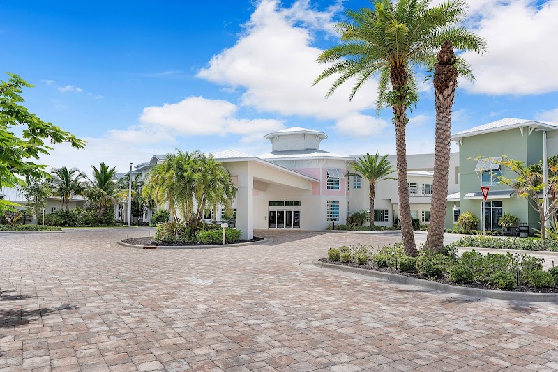 Lux Care Homes Of America