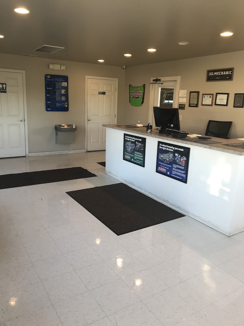 Advantage Auto Service