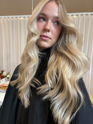 Stella Studios Hair Design photo 3