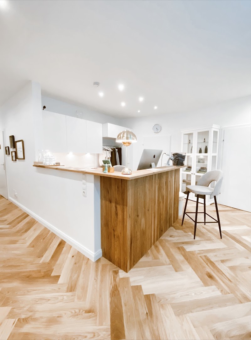 Doktor Yoga Studio 1