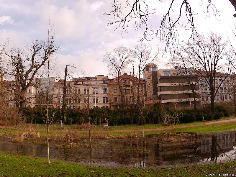 Gallery 4