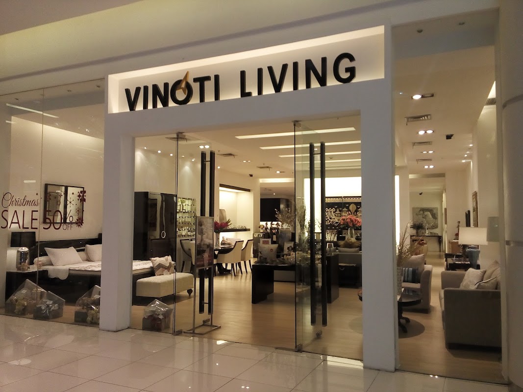 Vinoti Living Furniture Serpong