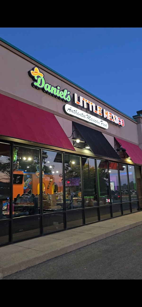 DANIEL'S LITTLE MEXICO exterior