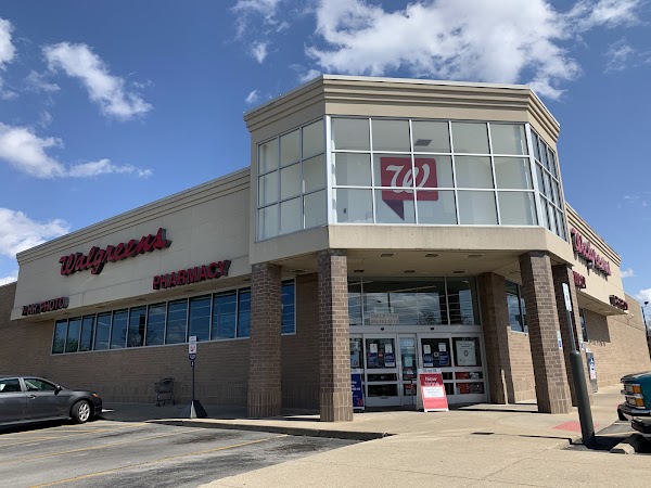 WALGREENS #5436 exterior