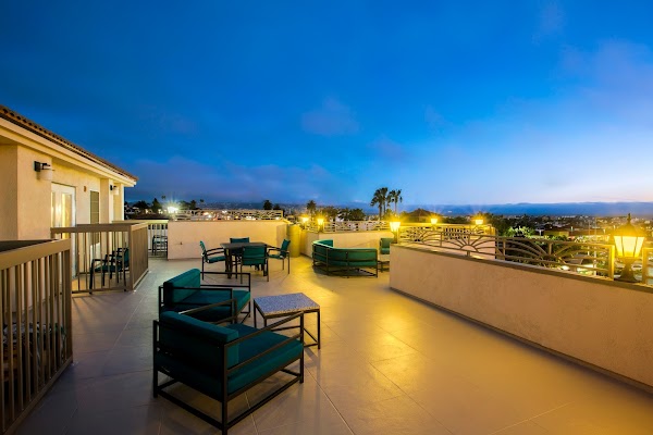 Hampton Inn and Suites Hermosa Beach