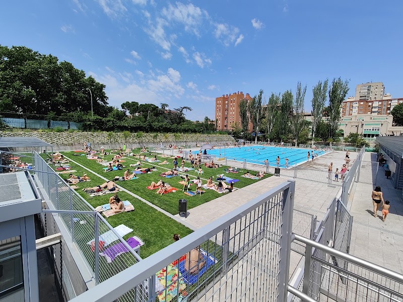 Piscina Municipal Francos Rodriguez