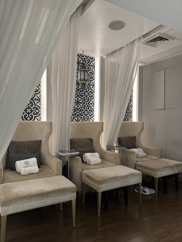 Esencia Day Spa BGC