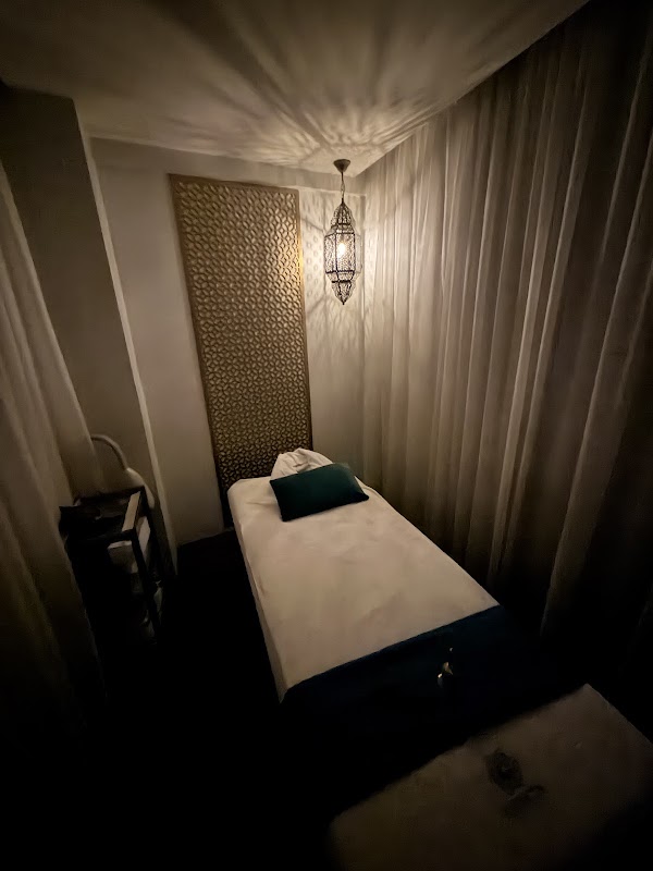 Esencia Day Spa BGC