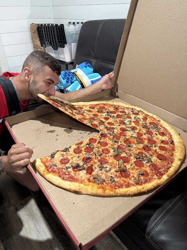 Benny Palmetto's, Pizza photo 5