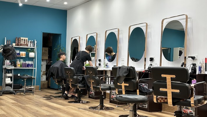 CCN Hair Salon photo 2